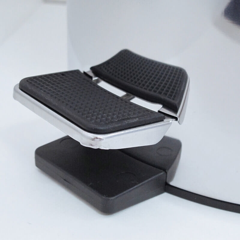 ST腳踏垃圾桶（YM-111）