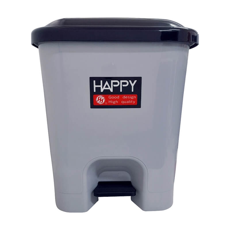 妳愛她腳踏垃圾桶